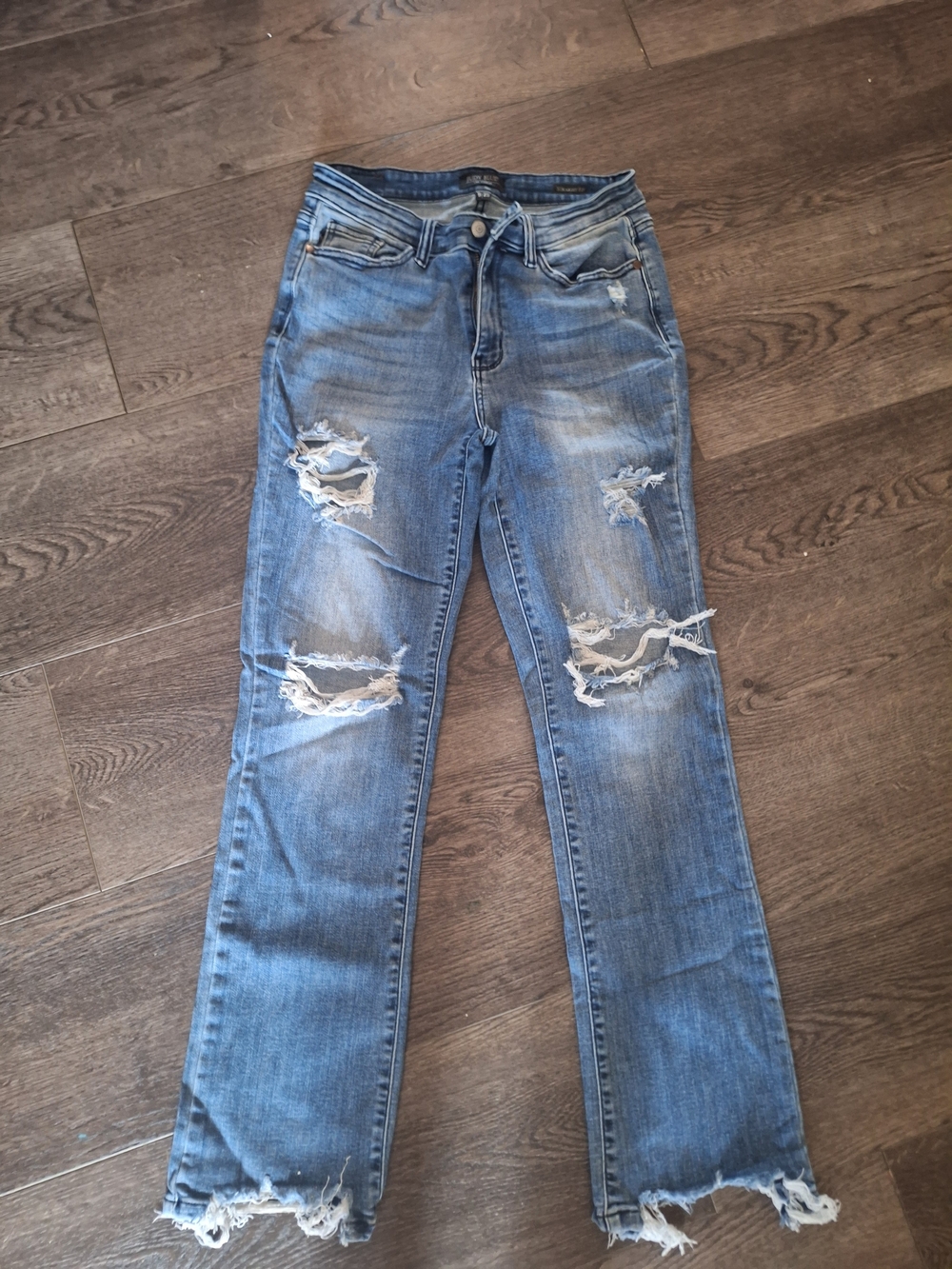 Judy Blue Medium Wash Distressed Straight-Leg Jeans